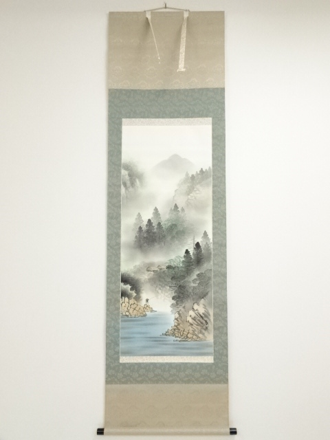 春水筆 彩色山水図 肉筆絹本掛軸（共箱） | 宗 sou::お茶道具・着物のお店